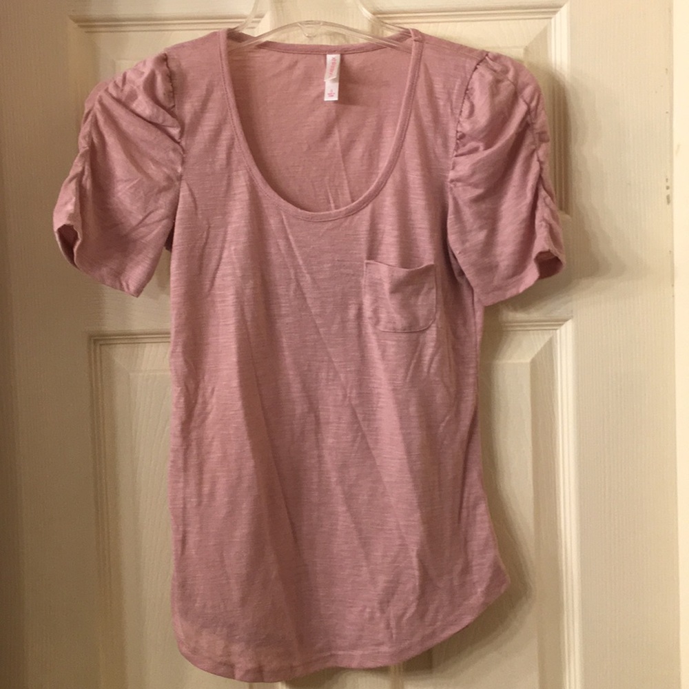 Exhilaration fancy sleeve tee small